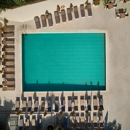 Altura Zakynthos ホテル チィリヴィ