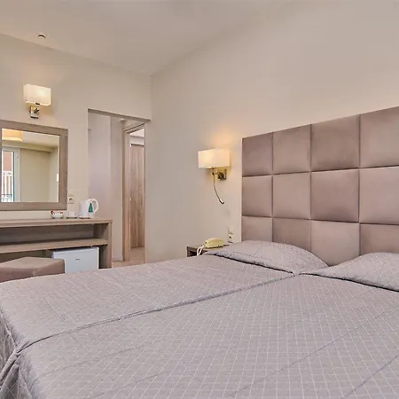 Hotell Altura Zakynthos 3*