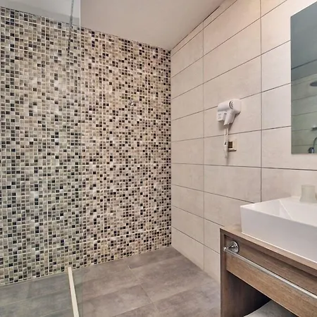 Altura Zakynthos ホテル 3*