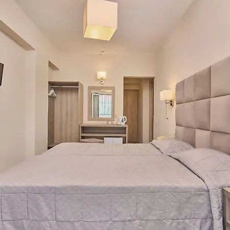 Altura Zakynthos Hotell