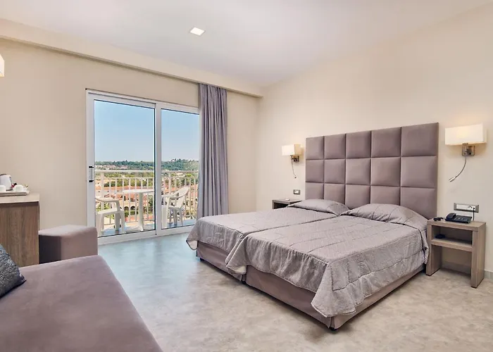 Altura Zakynthos 3*