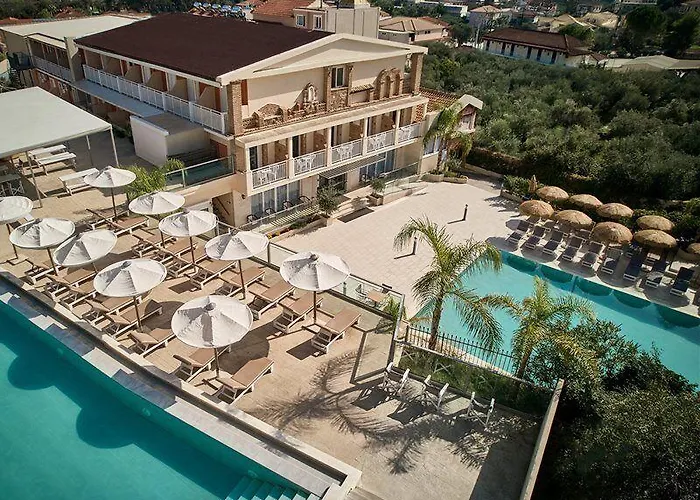 Hotel Altura Zakynthos 3*